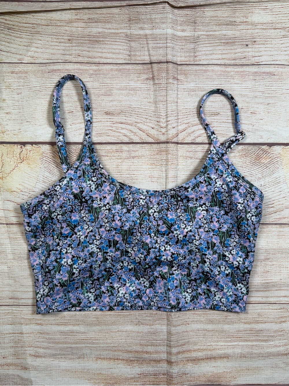 Beach Riot Lavender & Blue Floral‎ Sports Crop Top